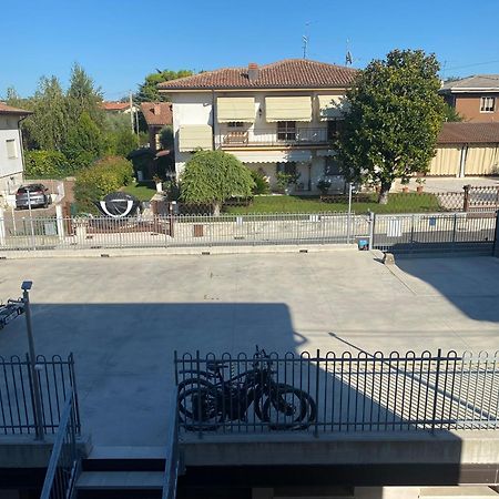 Albergo Aquila Lazise Buitenkant foto