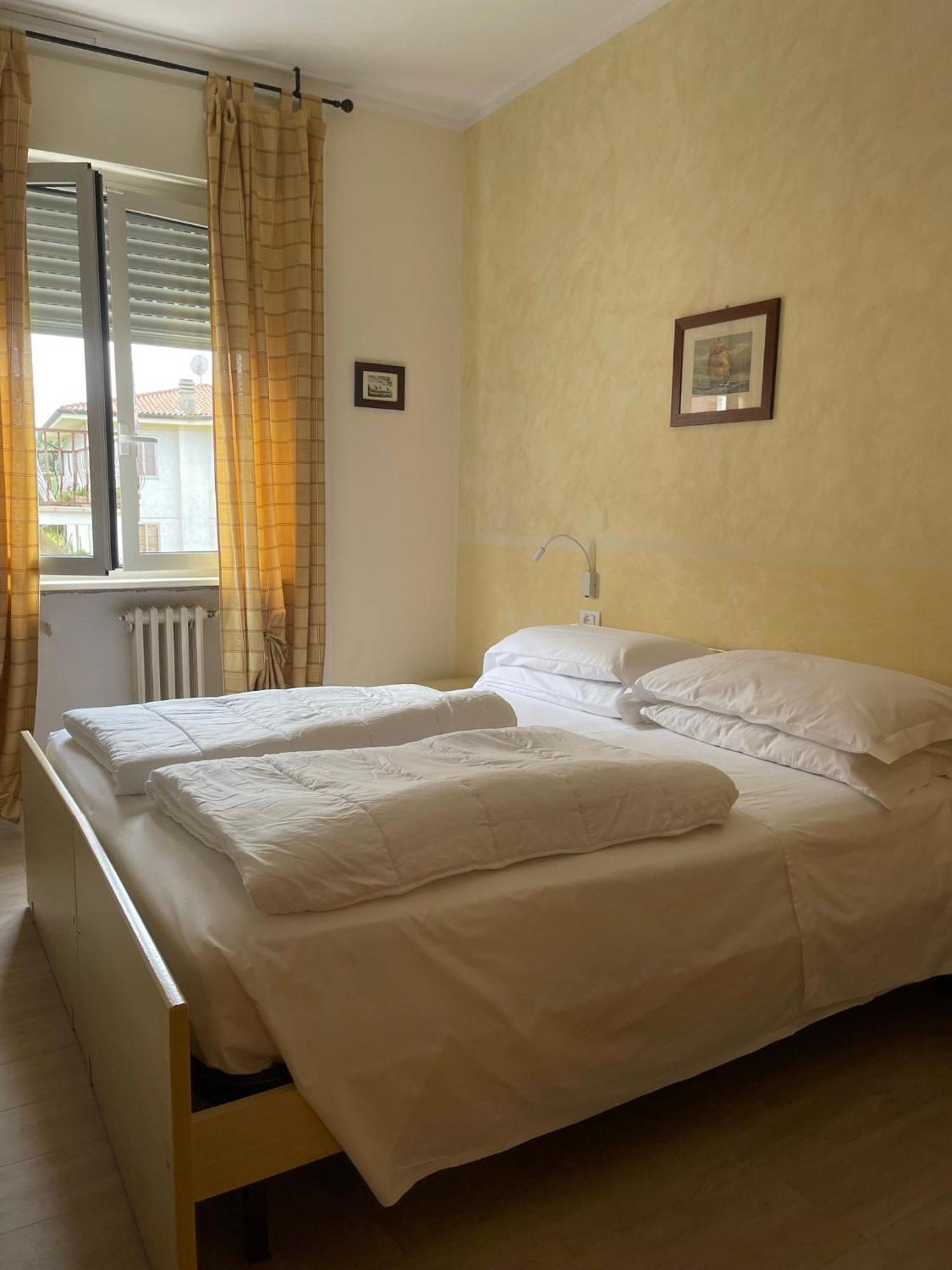 Albergo Aquila Lazise Buitenkant foto