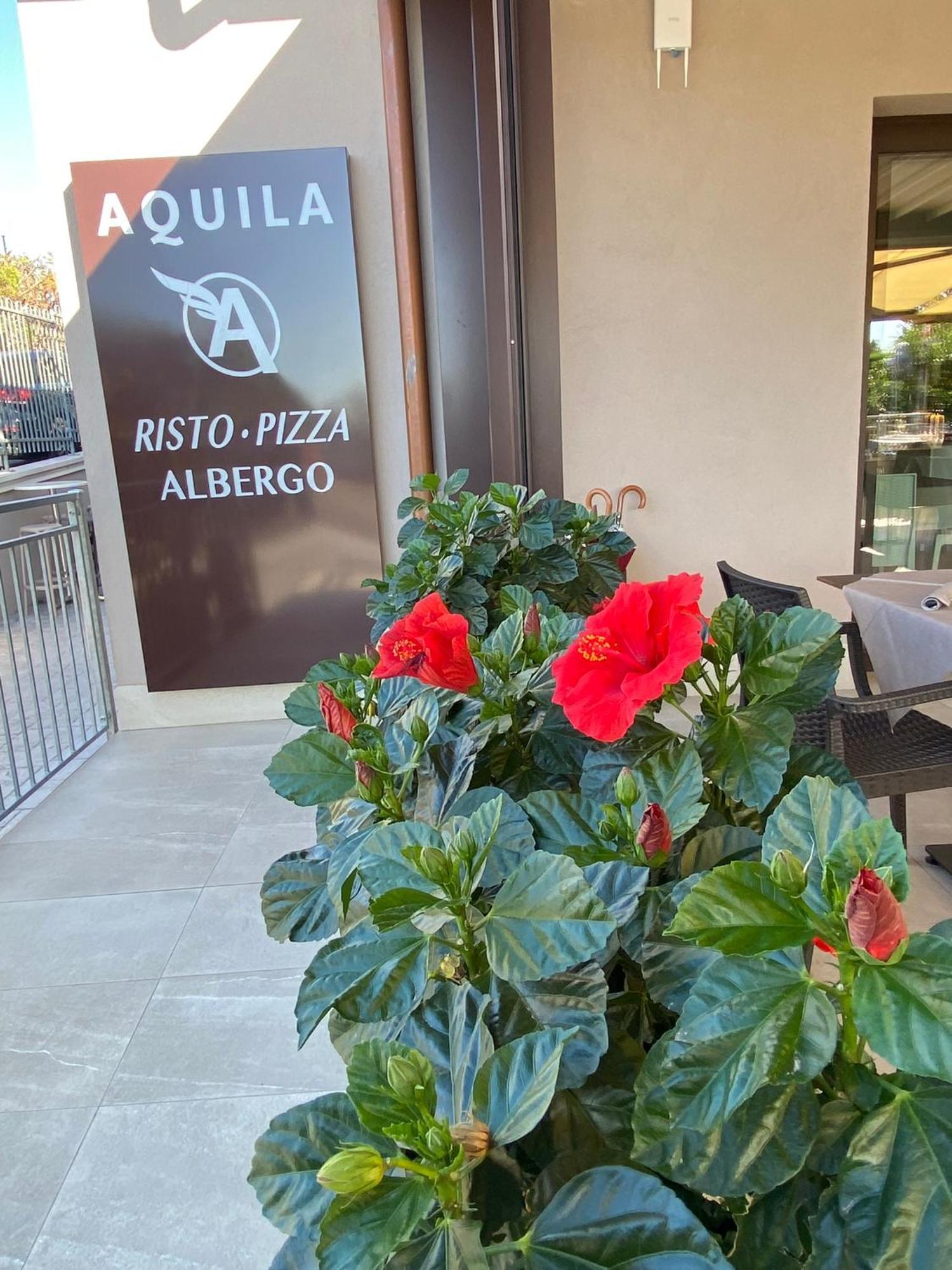 Albergo Aquila Lazise Buitenkant foto